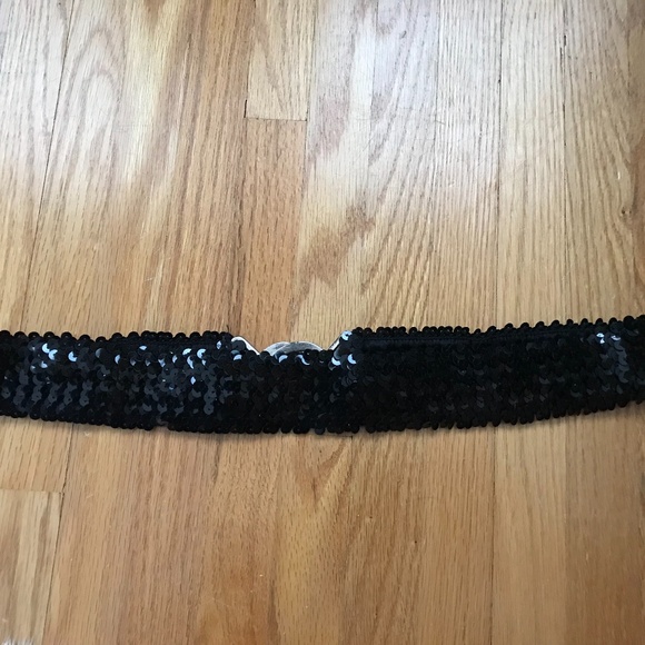 Stretchy Sequin Belt with silver-tone buckle - fits 28-46 inch waist - Picture 3 of 6